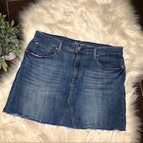 Levi’s denim high rise skirt sz 12 - Picture 1 of 7